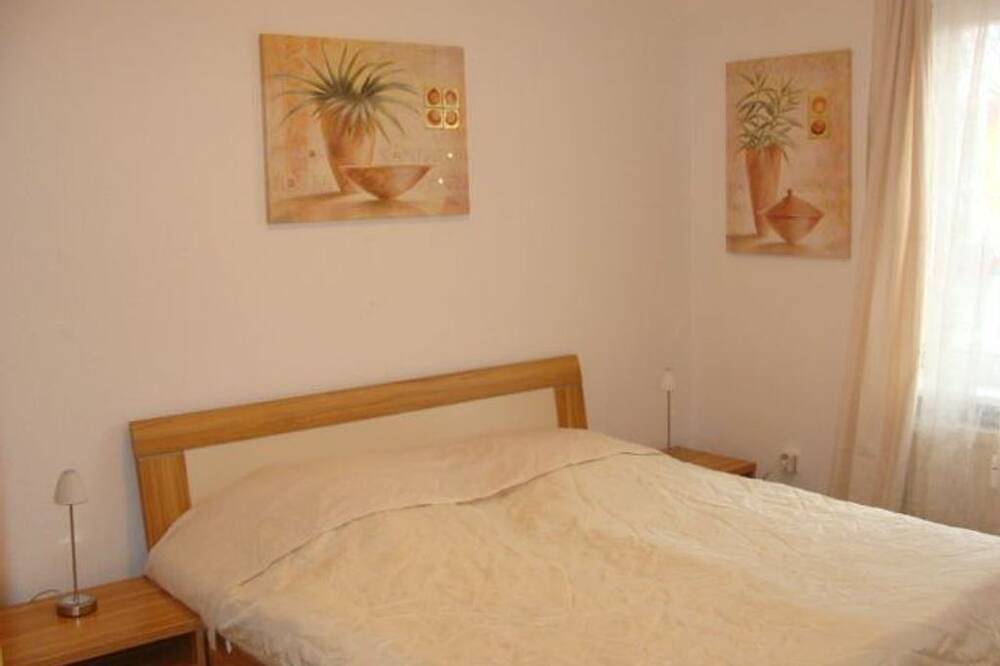 Ganze Wohnung, Ferienwohnung in Stavenhagen - Ferienwohnung in Stavenhagen, Mecklenburgische Seenplatte