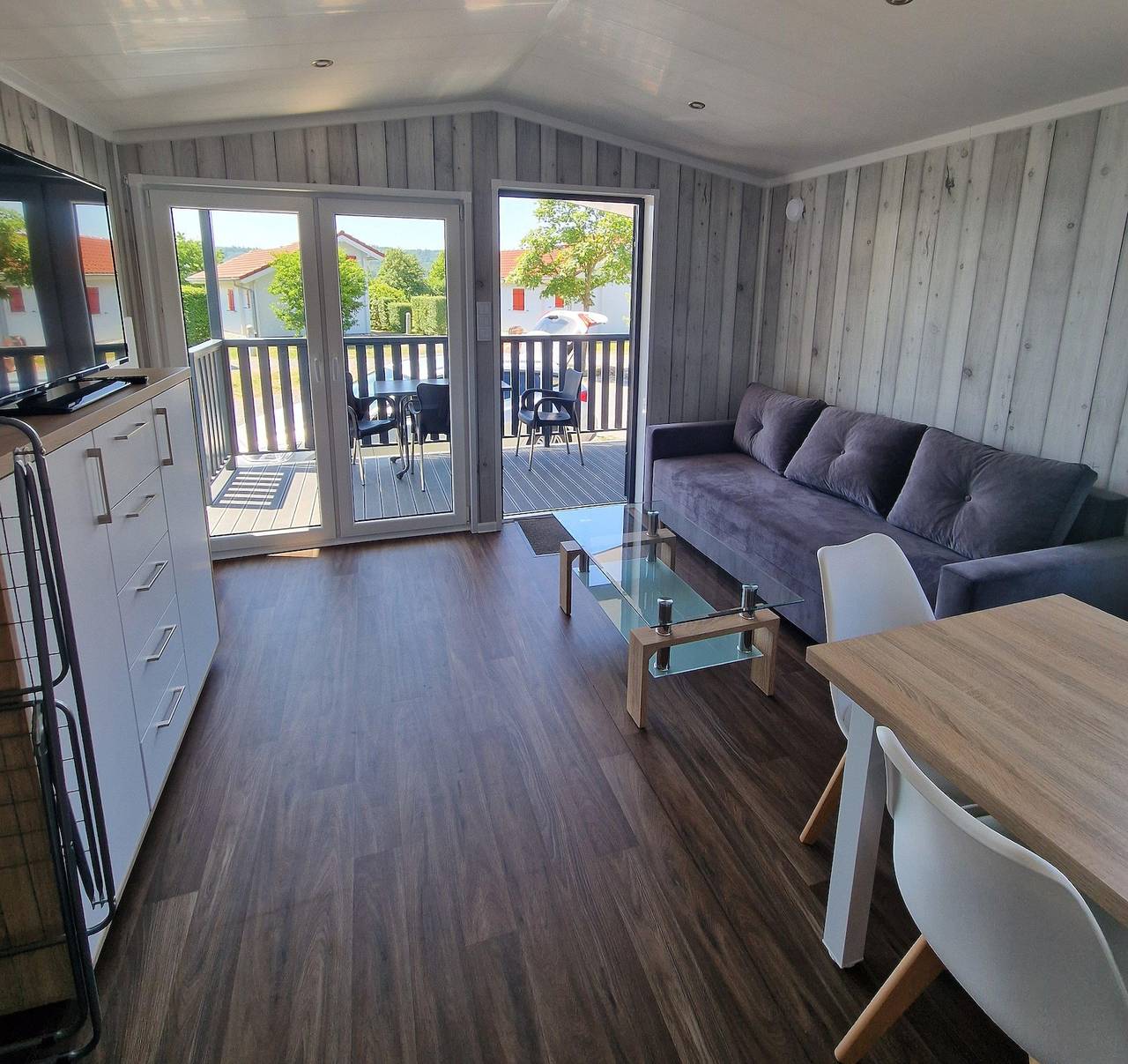 Mobile Home Lux für bis zu 4 Personen in Löwenstein, Kurpfalz