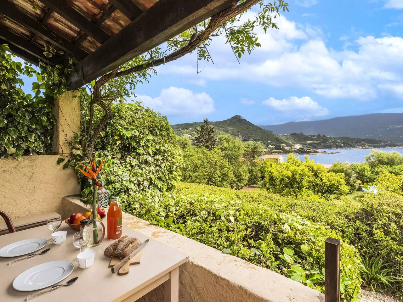 Entire apartment, 1 Pièce 2 Personnes in Tiuccia, Casaglione