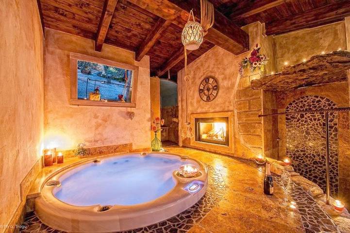 Agriturismo per 2 persone, con Idromassaggio e Giardino nonché Piscina e Sauna a Cerveteri