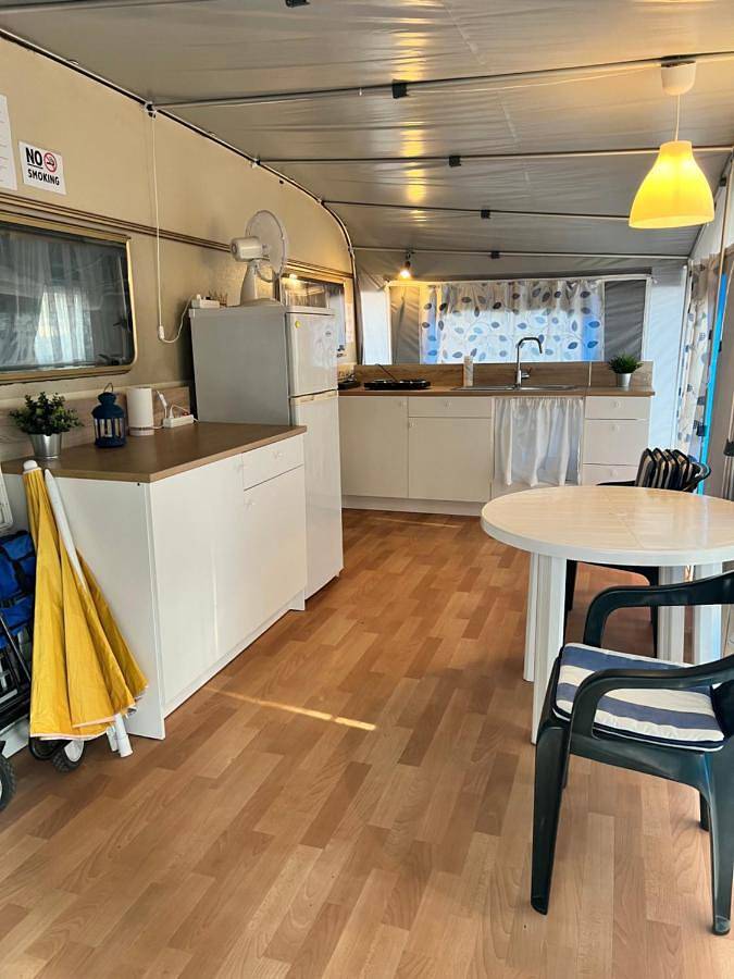 Camping für 4 Personen, mit Sauna und Garten sowie Ausblick und Pool in Cavallino - 4