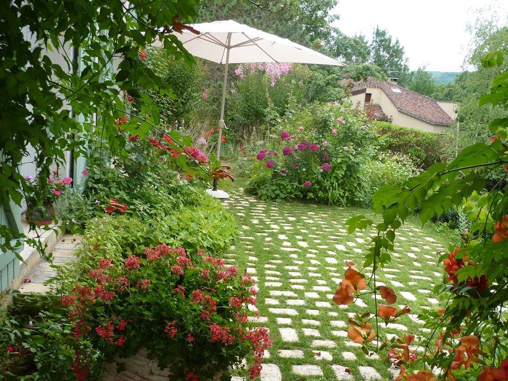 L'Orée du Bois - Chambre rose in Luzech, Quercy