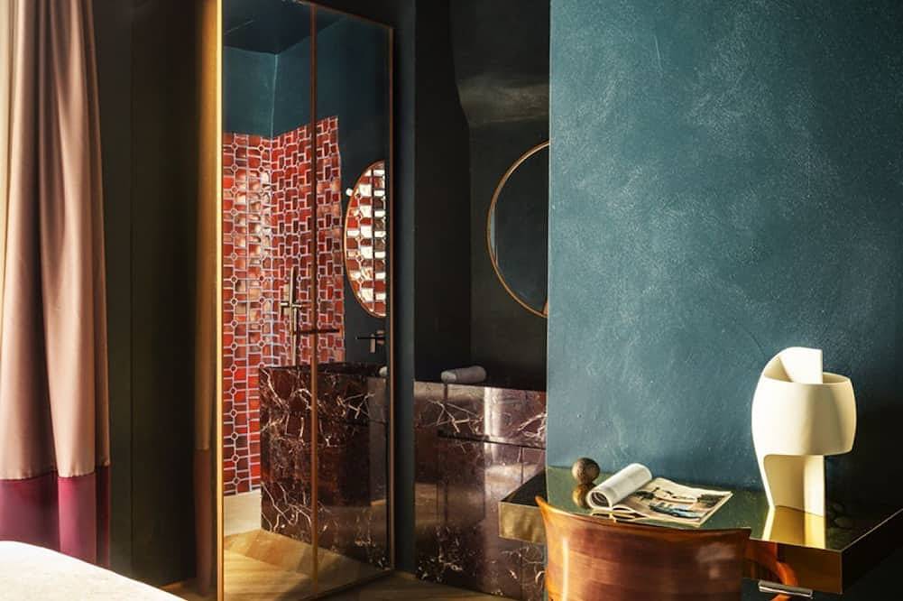 The Wheels Florence Bed&Breakfast: Bedroom Deluxe Pavone in Florence city center, Florence