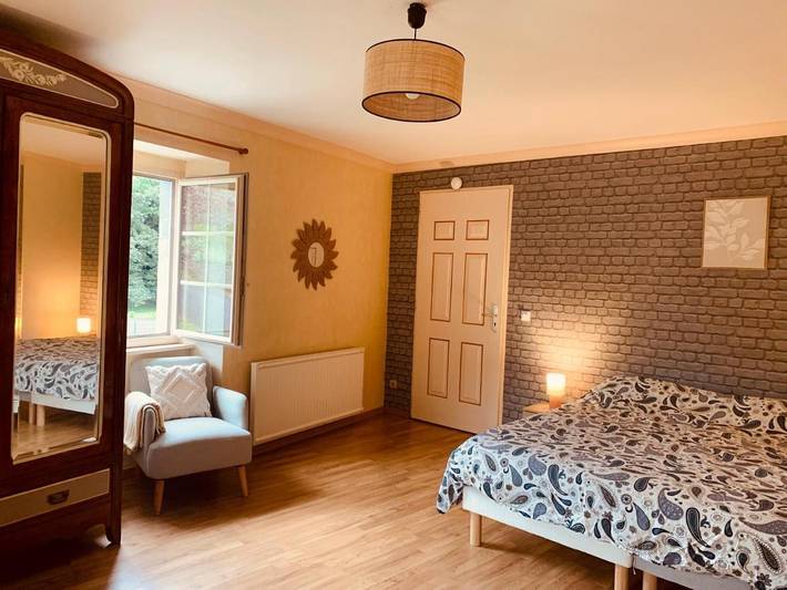 Location de vacances pour 3 personnes, avec jardin et terrasse à Eysus - 3