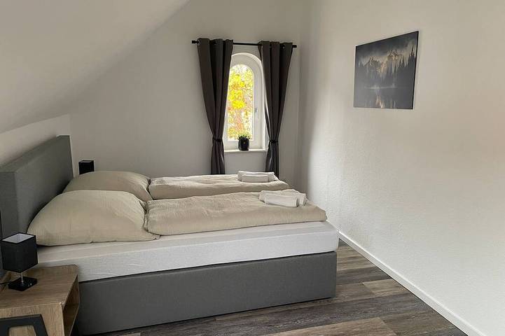 Ganze Wohnung, Moderne Ferienwohnung mit Stil & Komfort in Ovelgönne, Wesermarsch