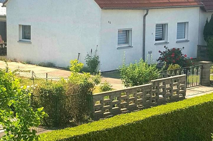 Ferienhaus für 7 Personen, mit Terrasse und Garten sowie Sauna