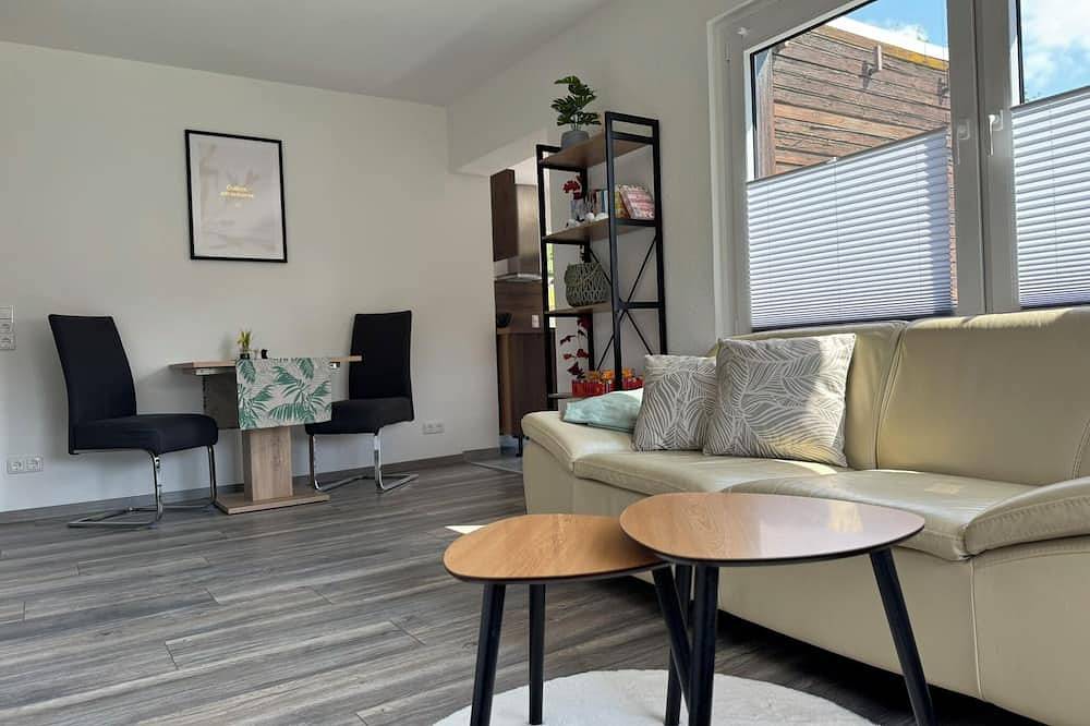 Ganze Wohnung, Fewo Harzzeit – Stilvolle Auszeit in Vienenburg mit Terrasse, Wlan & Parkplatz in Vienenburg, Goslar