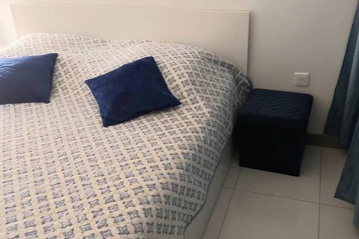 Gîte pour 4 personnes, avec jardin ainsi que balcon et piscine dans Office De Tourisme Cannes La Bocca - 3