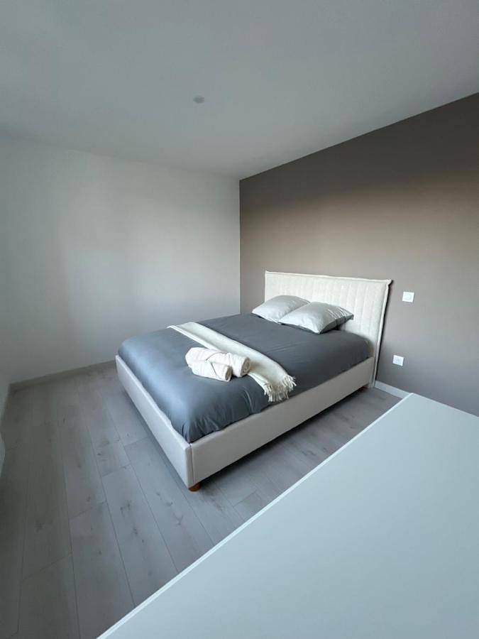 Gîte pour 6 personnes à Givet (homonymie) - 4