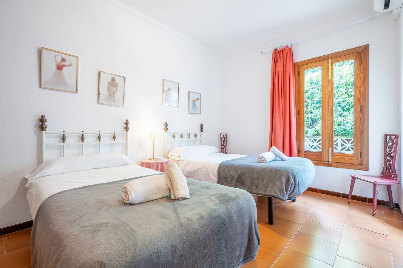 Villa 'Anecs' avec jardin privé, Wi-Fi et climatisation in Playa de Muro, Muro