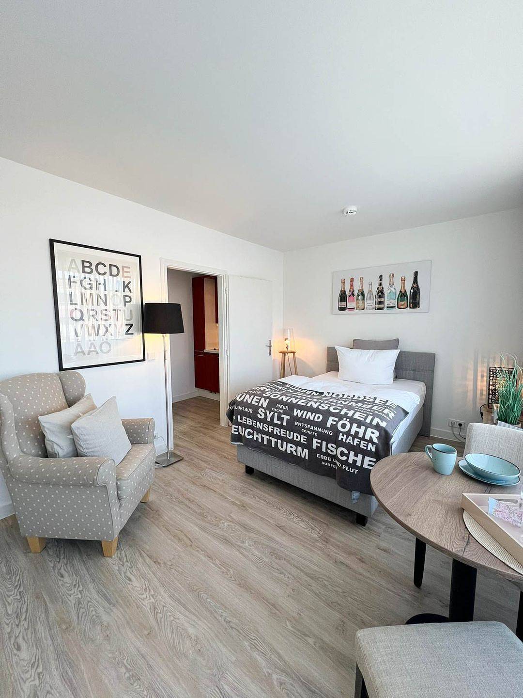 Ganze Wohnung, Das Appartement mit dem großen Herz für Alleinreisende. Inkl. einem Mega Balkon in Westerland, Sylt (Gemeinde)