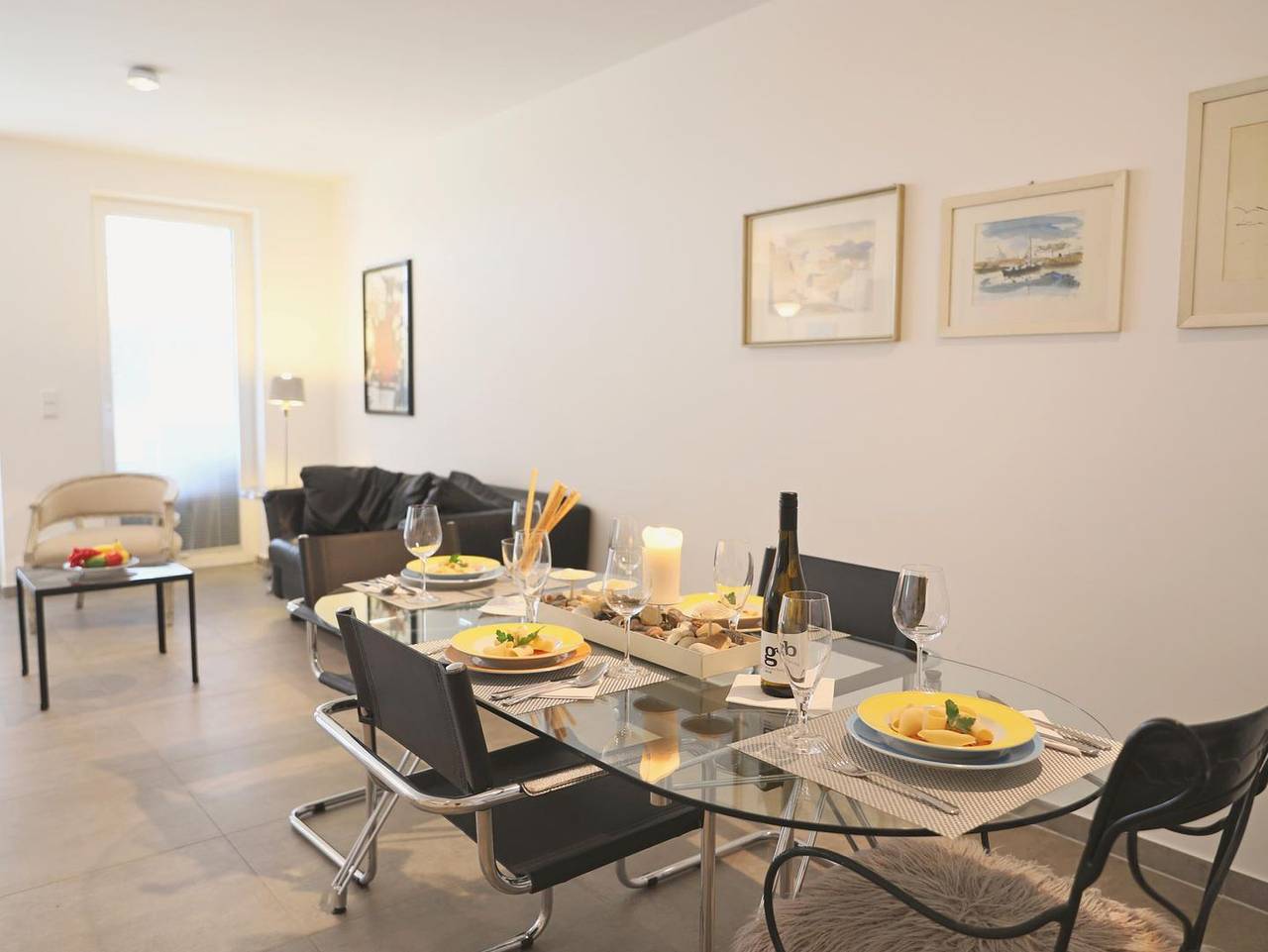 Ganze Wohnung, Hochwertige 2-Zimmer-Ferienwohnung mit Terrasse und Fußbodenheizung in Westerland, Sylt (Gemeinde)