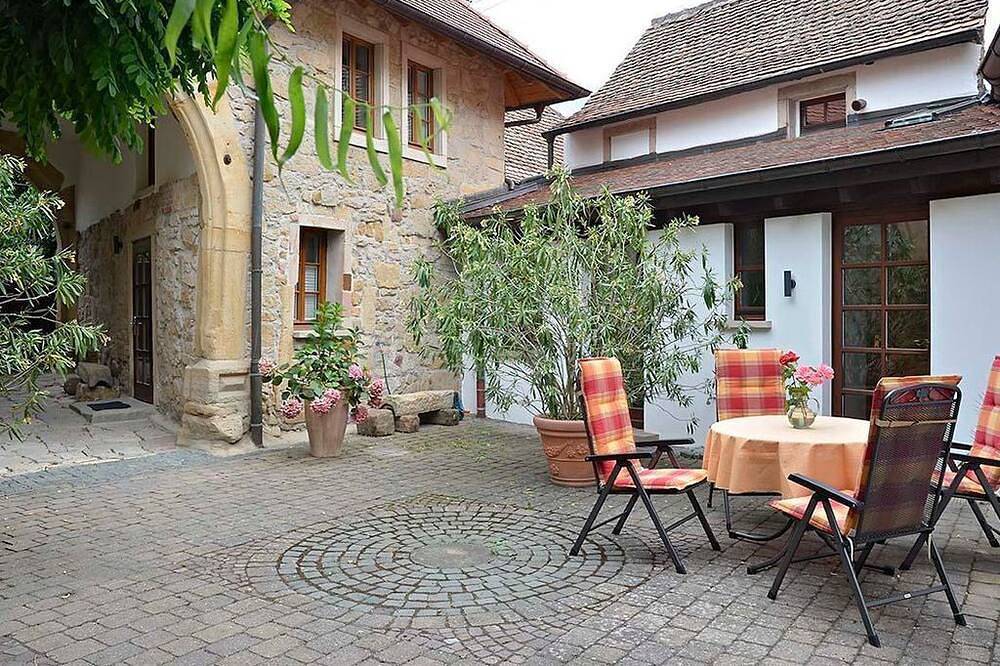 Ganze Wohnung, Appartment Meerspinne - Haus Meerspinne in Neustadt an der Weinstraße, Pfälzer Rheinebene