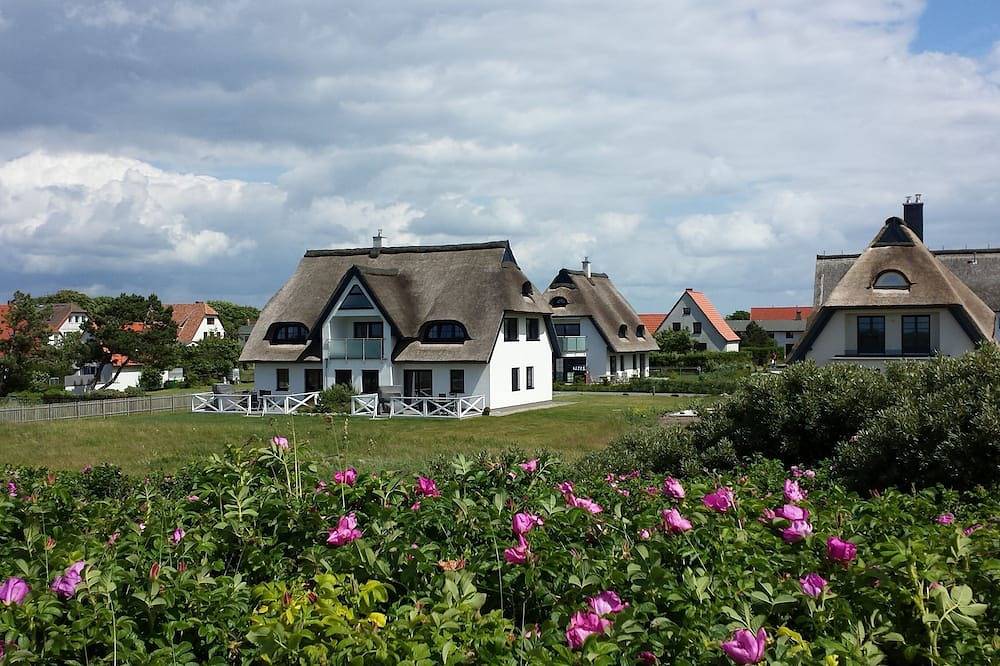 Ganze Wohnung, Apartment Meeresrauschen, beach vacation in a thatched roof house, W-Lan in Hiddensee, Ostseeinseln