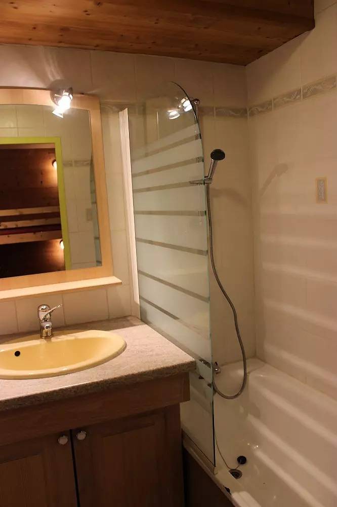 Entire studio, Val Thorens Studio 4 Persons Residence In Station Animal Quartier in Val Thorens, Les Trois Vallées
