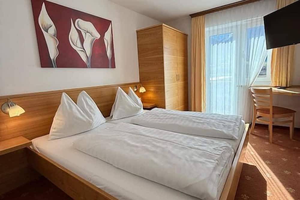 Pension Plattenhof - 7 in Telfs, Innsbruck Land