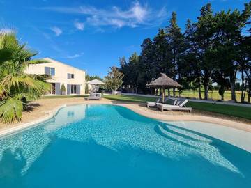 Chambre d’hôte pour 2 personnes, avec jacuzzi ainsi que piscine et jardin à Graveson