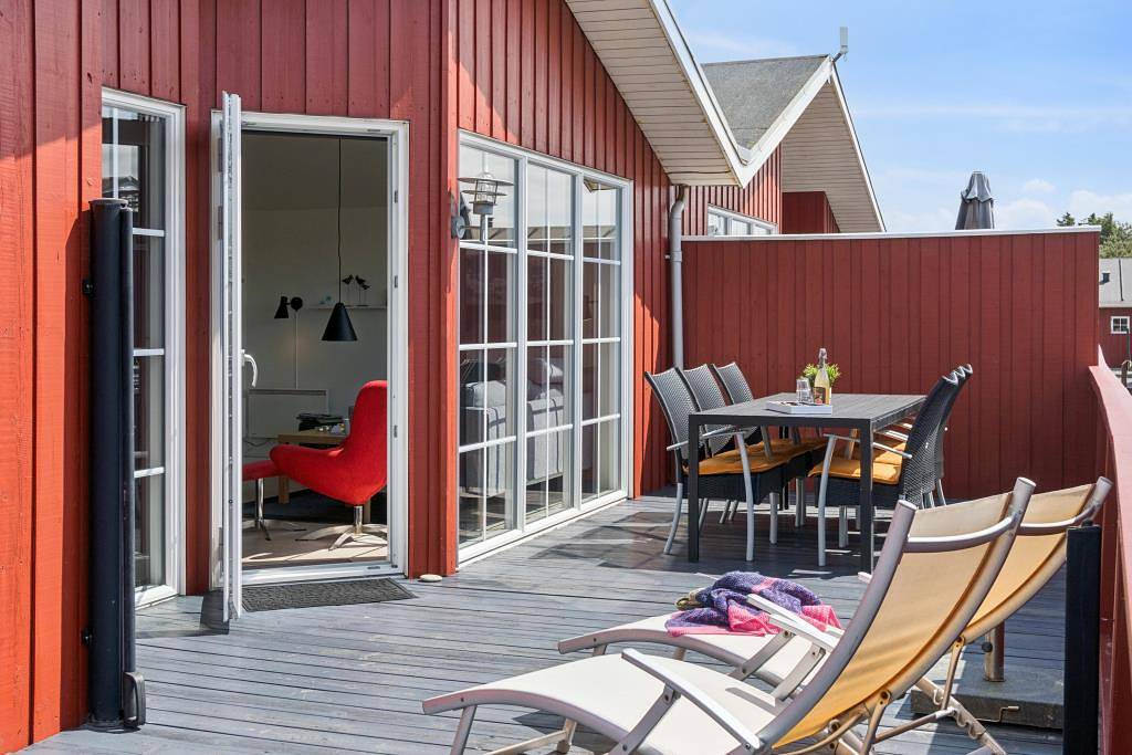 Schönes Ferienhaus mit Whirlpool in der Nähe vom Lyngvig Fyr in Nørre Lyngvig, Hvide Sande