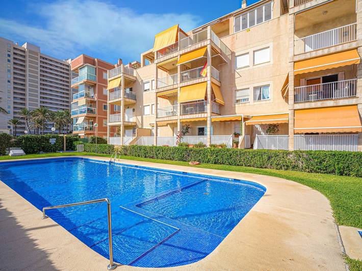 Appartamento per 7 persone, con giardino e piscina nonché terrazza, adatto a famiglie con bambini in San Juan Playa
