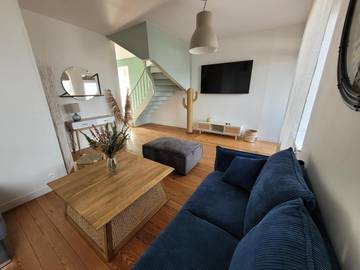 Location de vacances pour 15 personnes, avec terrasse et jacuzzi, animaux acceptés à Villedieu-les-Poêles