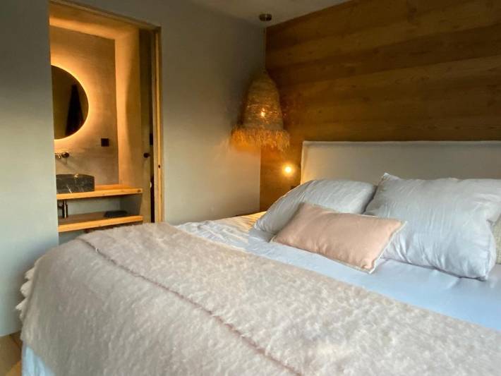 Gîte pour 12 personnes, avec jardin ainsi que sauna et jacuzzi à Mollens - 3