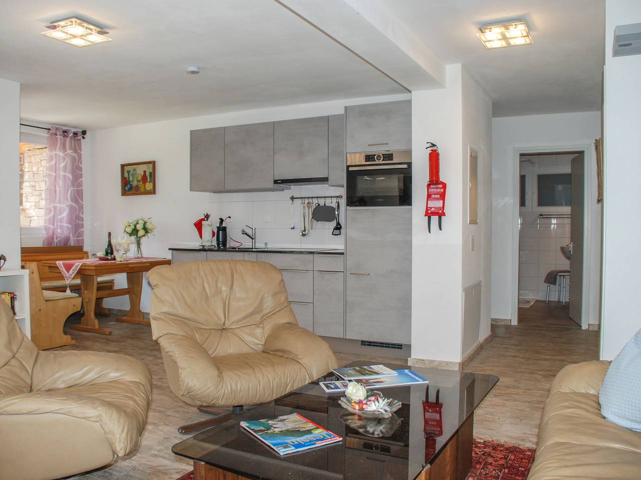 Entire apartment, Poolside in Acquarossa, Lepontine Alps