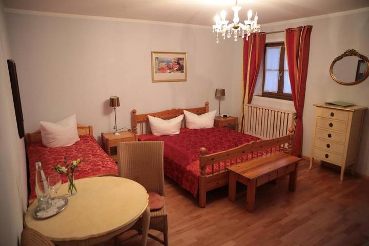 Ferienhaus, mit Terrasse und Garten am Simssee - 2