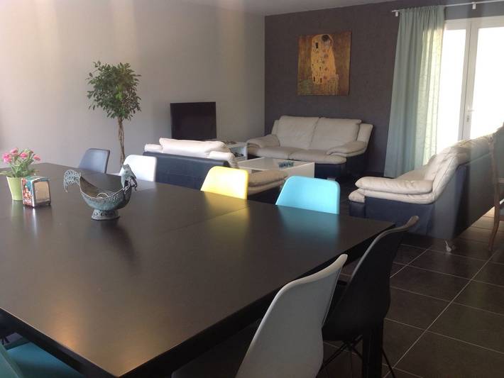 Location de vacances pour 16 personnes, avec terrasse et piscine à Allemagne-en-Provence - 3