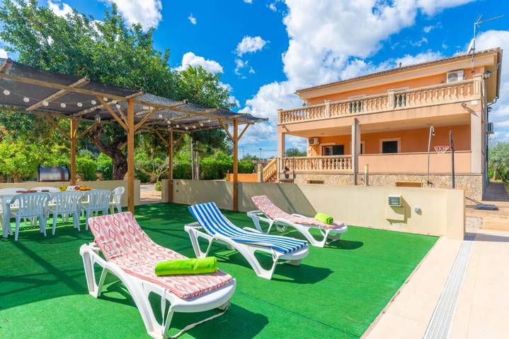 Es Garroveret - Traumhafte Finca mit privatem Schwimmbad und kostenlosem W-Lan in Es Garrovers, Marratxí