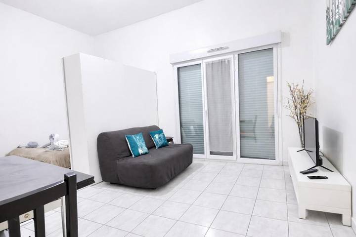 Gîte pour 4 personnes, avec terrasse à Champs-sur-Marne