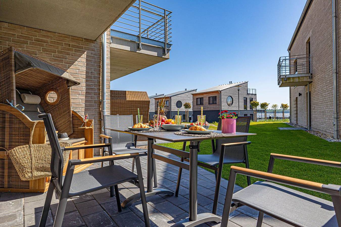 Ganze Wohnung, Wiking-Koje 2 - Aufzug, Terrasse, Strandkorb, Grill, Fußbodenheizung, Dusche in Schleswig, Schleswig & Umgebung