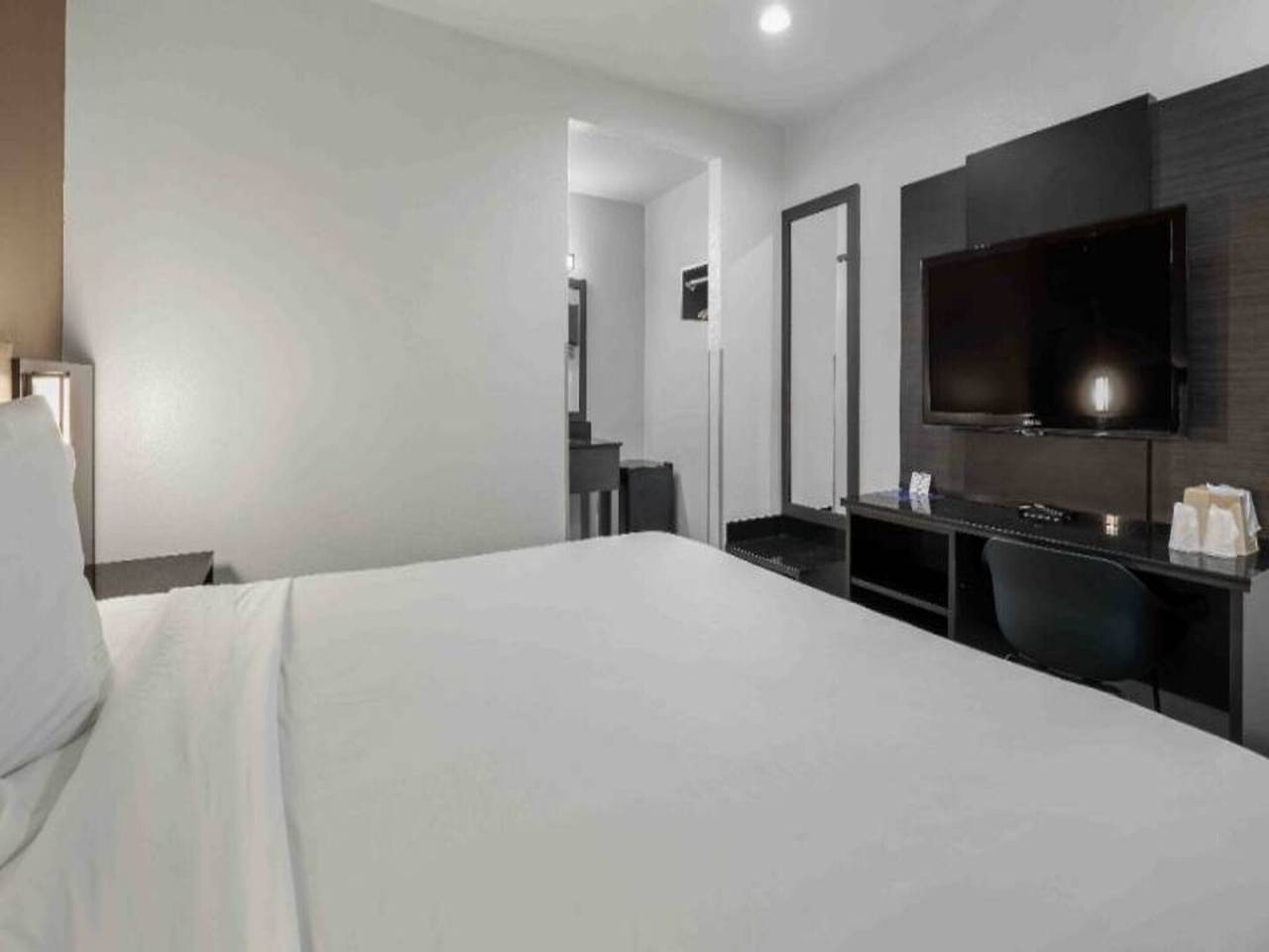 Apartamento entero, 1 cama king size | Acceso móvil | Nsmk in Escondido, San Diego County