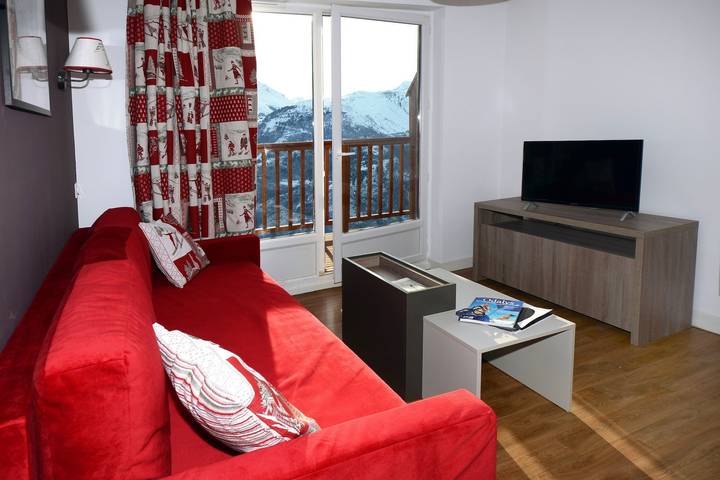 Gîte pour 6 personnes, avec balcon ainsi que piscine et sauna, animaux acceptés à Auris
