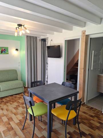 Chalet pour 4 Personnes dans Saint-Hilaire (Isère), Isère, Photo 3