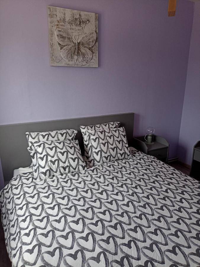 Appartement entier, One-Bedroom Apartment in Han-sur-Lesse, Rochefort (Wallonie)