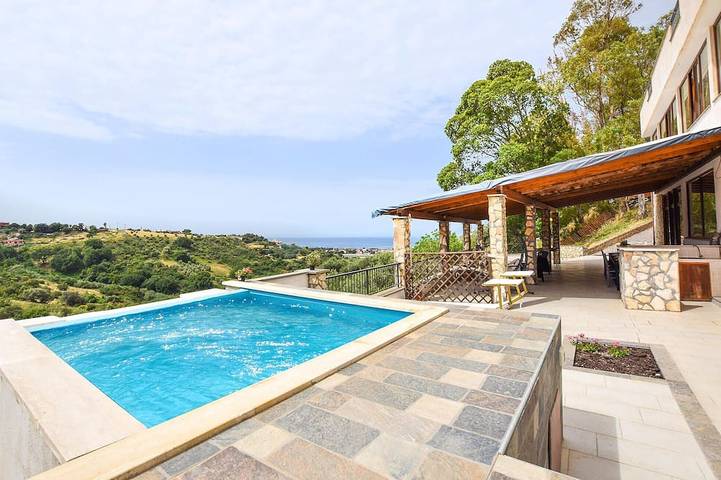 Holiday home for 15 people, with hot tub and sauna - 1