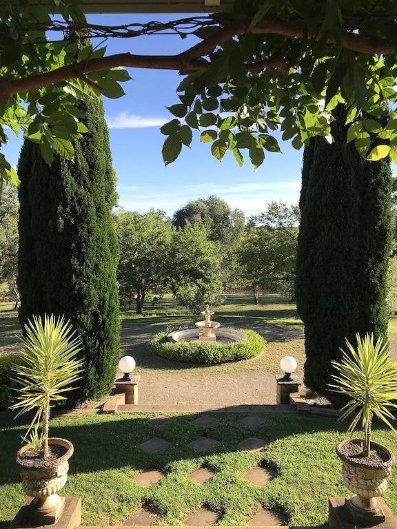 Holiday home for 10 people, with garden in Hunter Valley