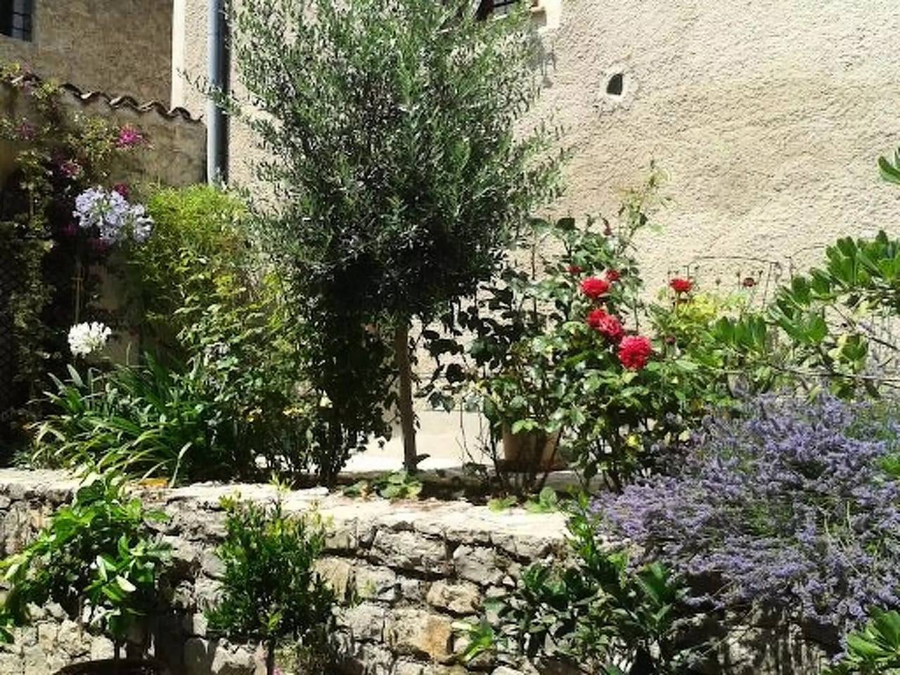 Apartamento entero, 2 estancias 2 Personas in Valbonne, Region de Cannes