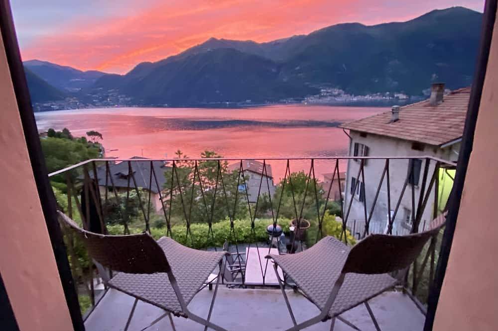Authentisches italienisches Haus mit sensationellem Ausblick auf dem Komersee in Lezzeno, Comer See