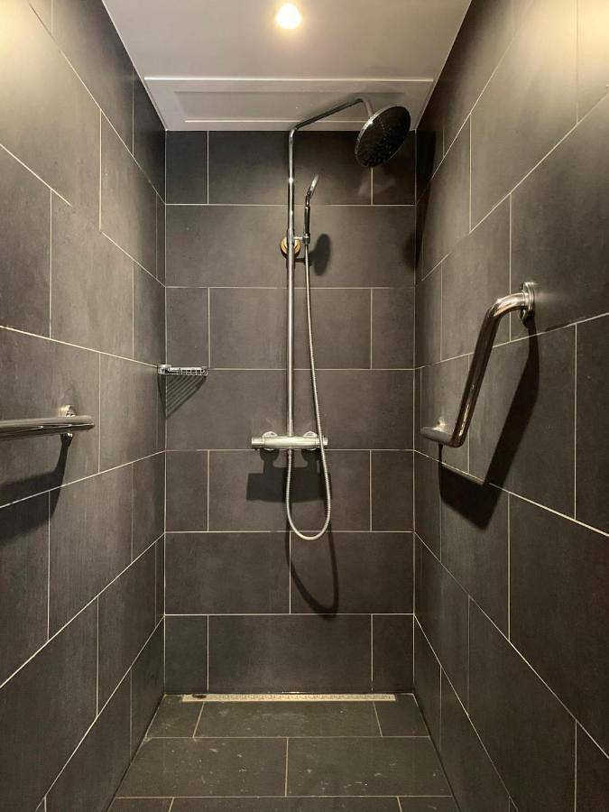 Gîte pour 2 personnes, avec piscine ainsi que jardin et terrasse à Gindou - 4