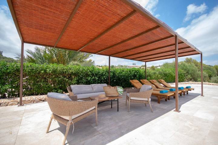 Apartamento entero, Apartamento 'Llorer De Na Penyal' con vistas al mar, Wi-Fi y aire acondicionado in Son Servera, Mallorca Este