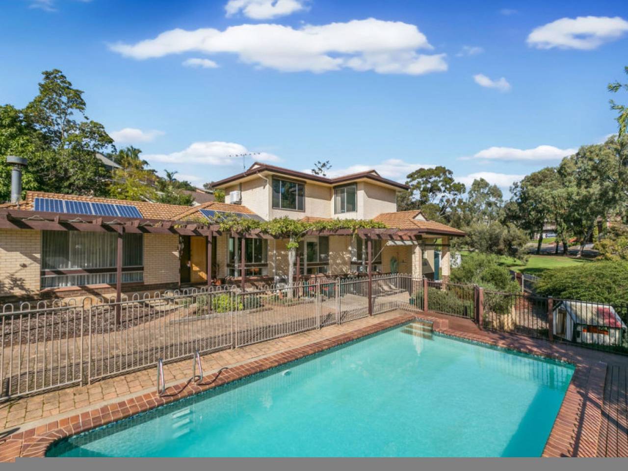 Sandy Pool Shack - Pet Friendly in Adelaide, South Australia