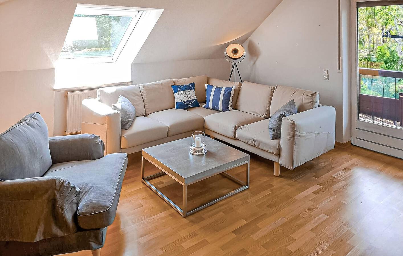 Ganze Ferienwohnung, Apartment mit Meerblick, Terrasse und Parkplatz, 700m zum Strand in Schlei, Boren