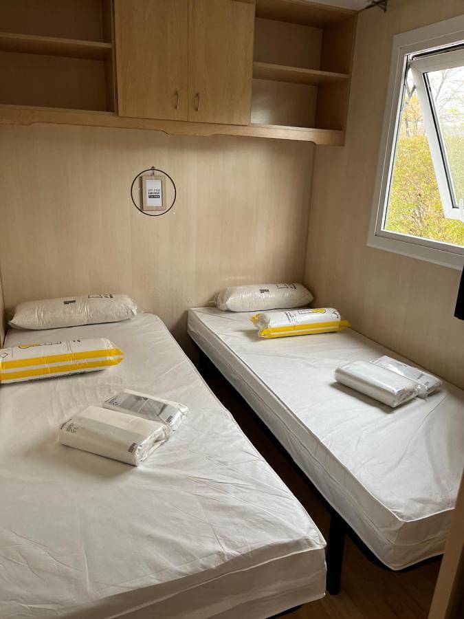 Camping pour 6 personnes, avec Terrasse et Jardin ainsi que Piscine et Vue