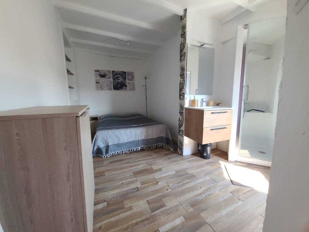 Charming village house in Pelissanne in Pélissanne, Region de Aix-en-Provence