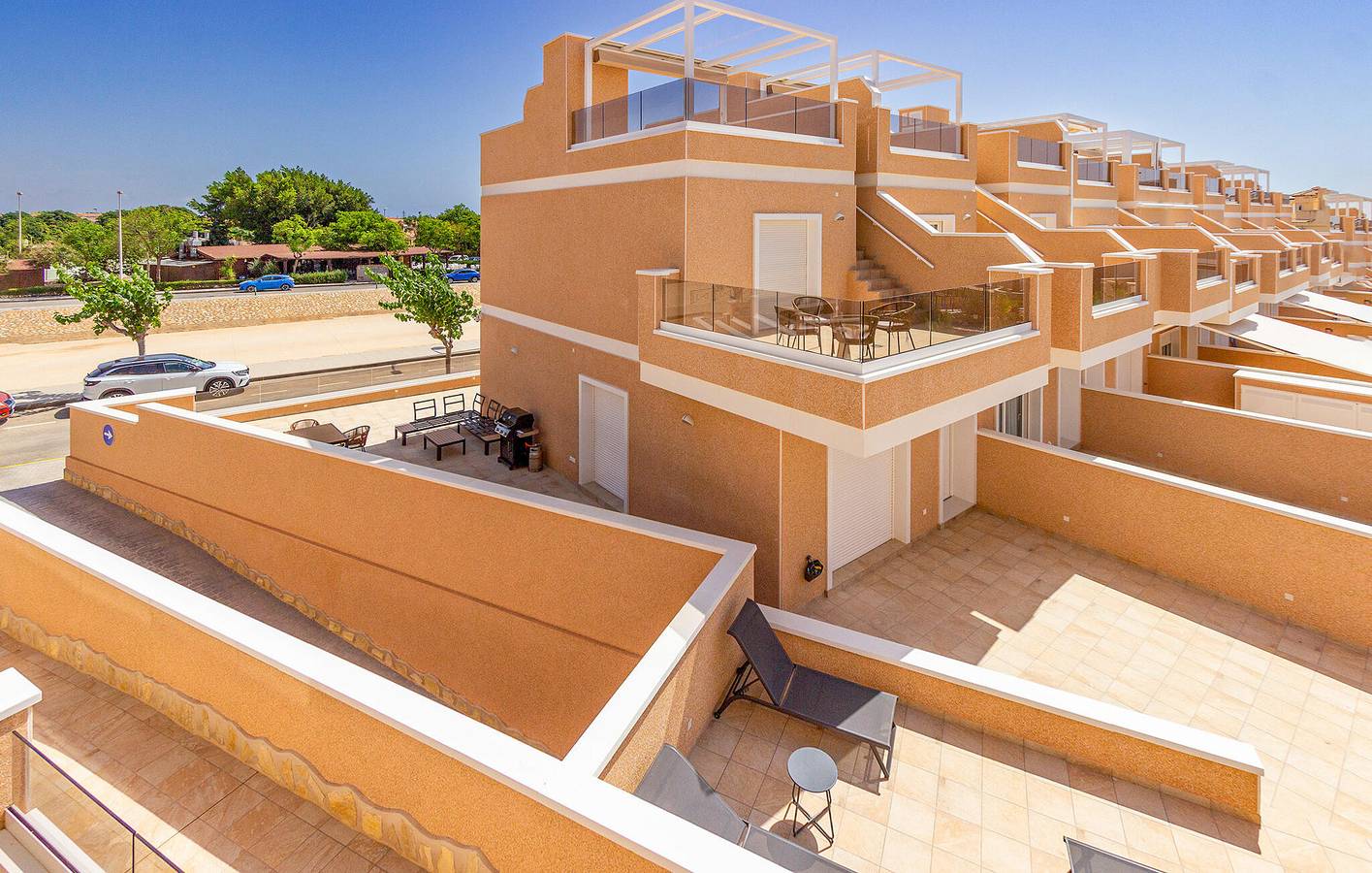 Entire vacation apartment, Beachside Apartment with Parking, Pool, Terrace & Internet in El Mojón (Alicante), Pilar de la Horadada