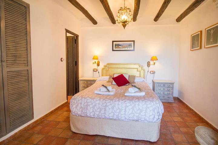 Hotel para 2 personas, con Jacuzzi y Terraza además de Jardín y Piscina en Valle de Lecrín - 3