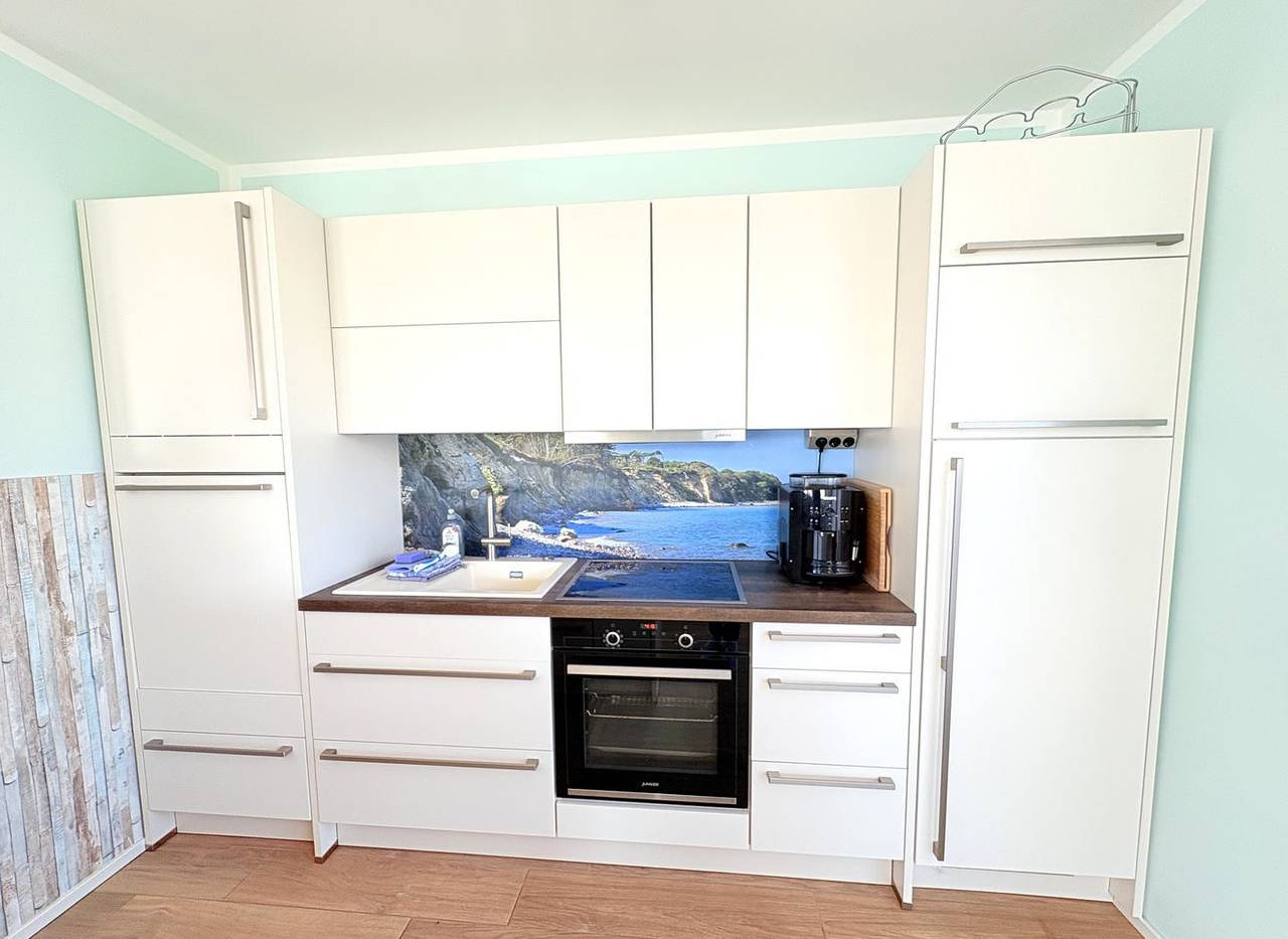 Ferienhaus Heimathafen – Erholen in naturnaher Lage mit Garten und Wlan in Lancken, Dranske