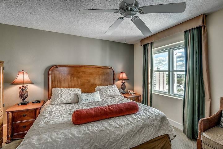 Vacation apartment for 4 people, with hot tub and balcony as well as pool - 1