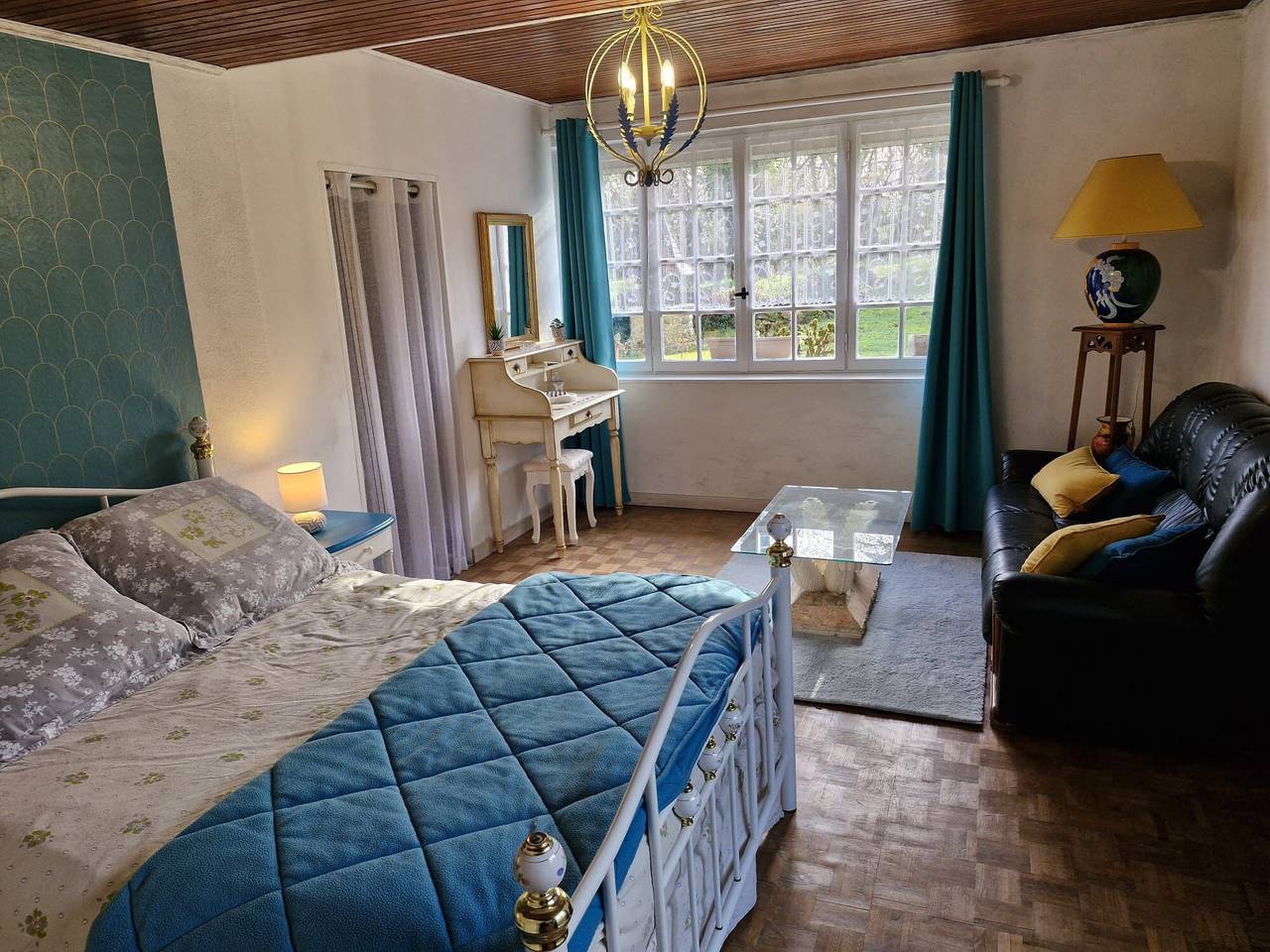 Gîte Les Cèdres en Dordogne in Saint-Géraud-de-Corps, Périgord Pourpre